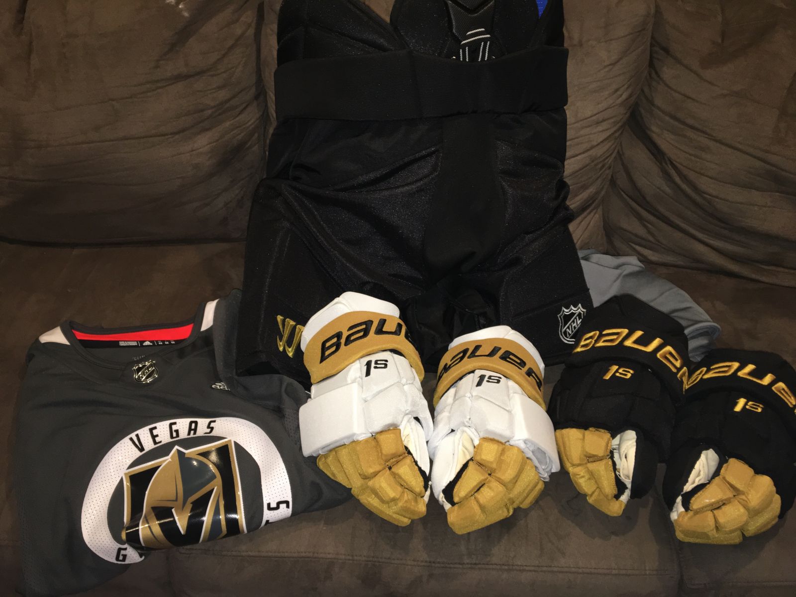 NHL Pro Stock Adidas Hockey Socks - Vegas Golden Knights (Grey) –  HockeyStickMan