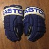 Jamal Mayers Leafs gloves