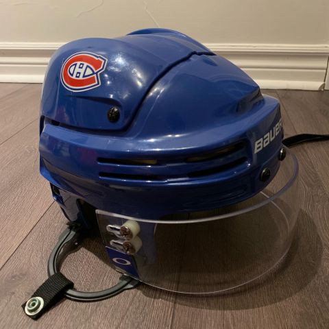 Montreal Canadiens Bauer 4500 helmet with Oakley visor