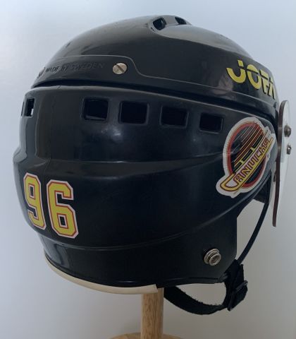 Custom JOFA 390 Canucks Helmet Back
