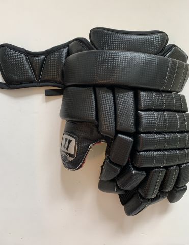 Full glove shot - no gussets or palms yet