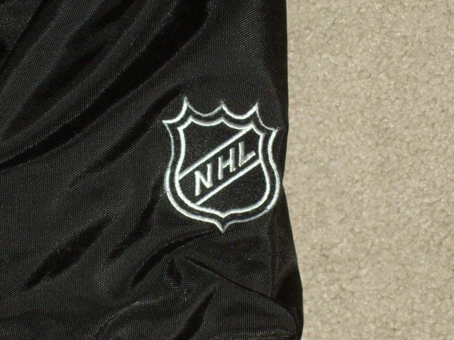 Boston Bruins MHP520ECHL.SP Size Large 34"-36" waist