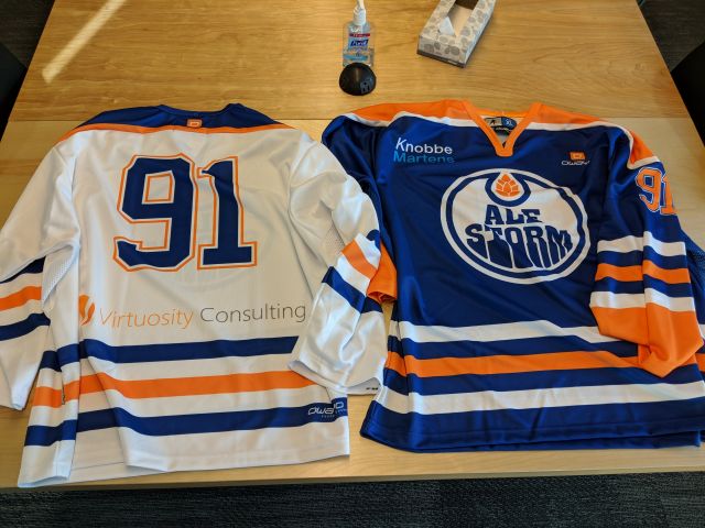 new mens league sweaters